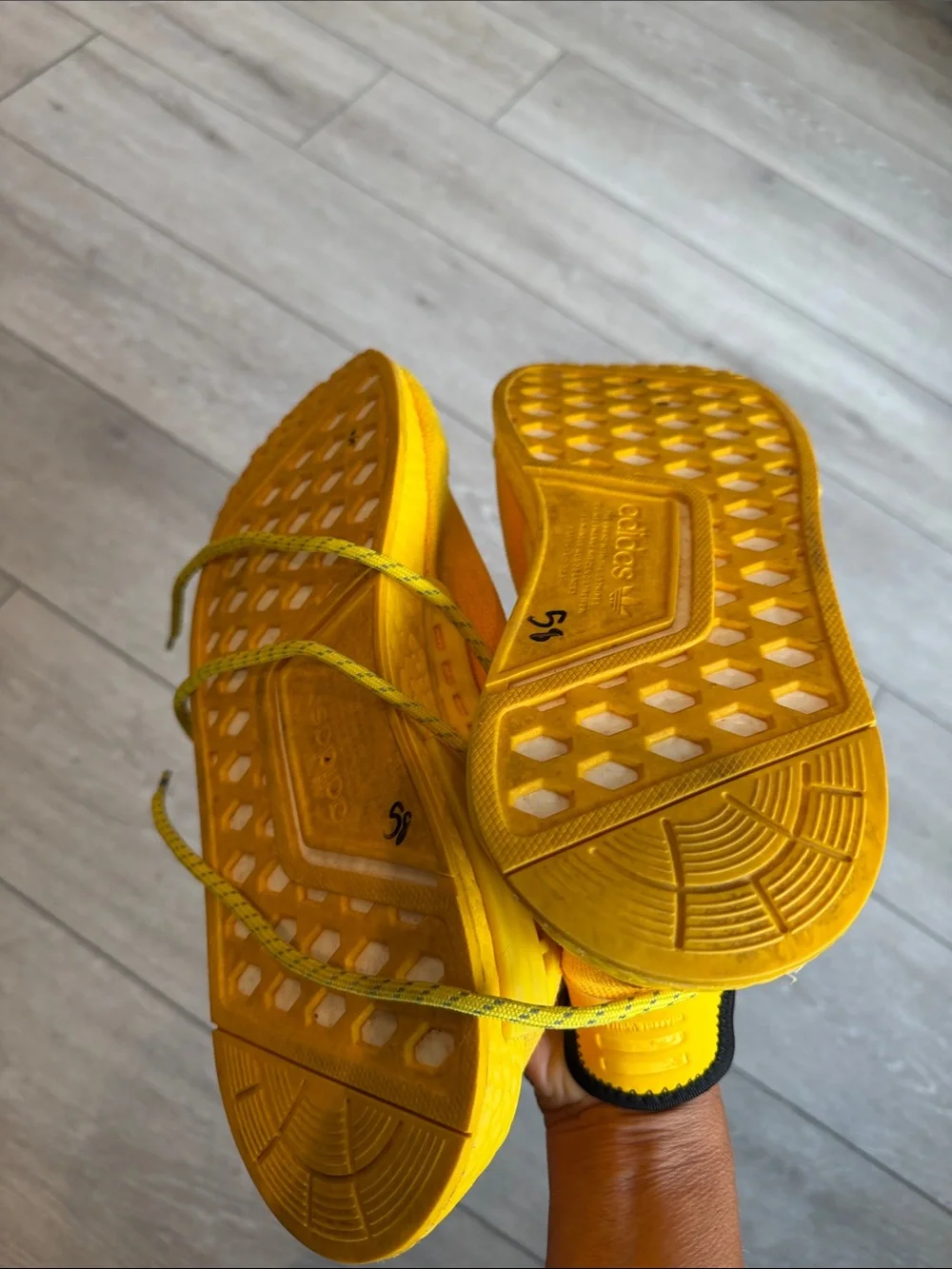 Adidas NMD Hu Pharrell Lightweight extra eye yellow sneakers size 10.5
